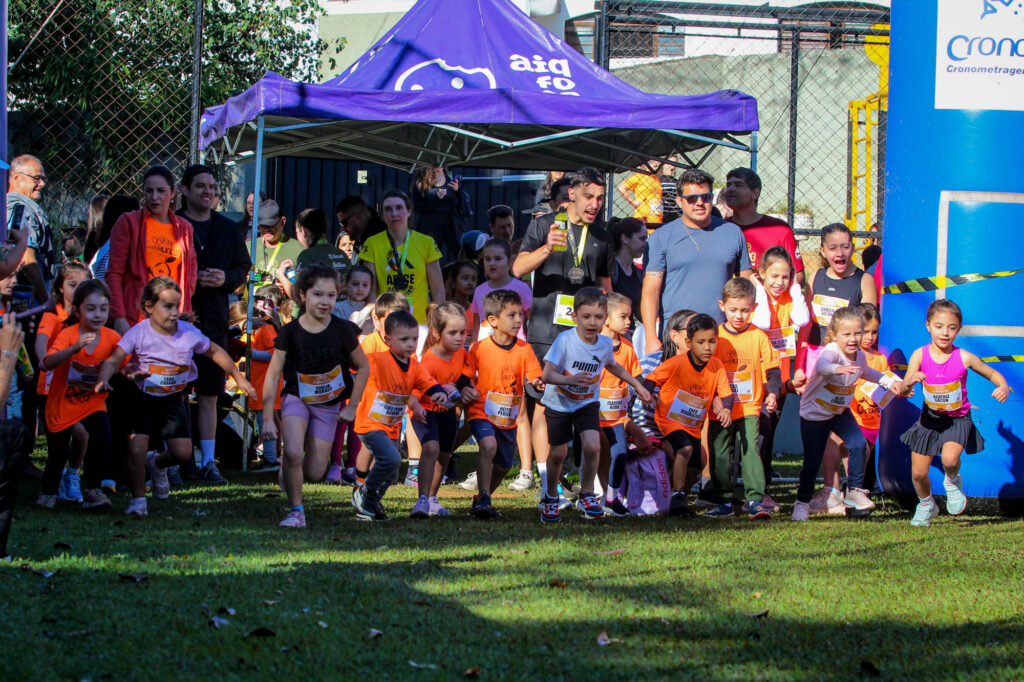 TEC Kids Running Orange Toys