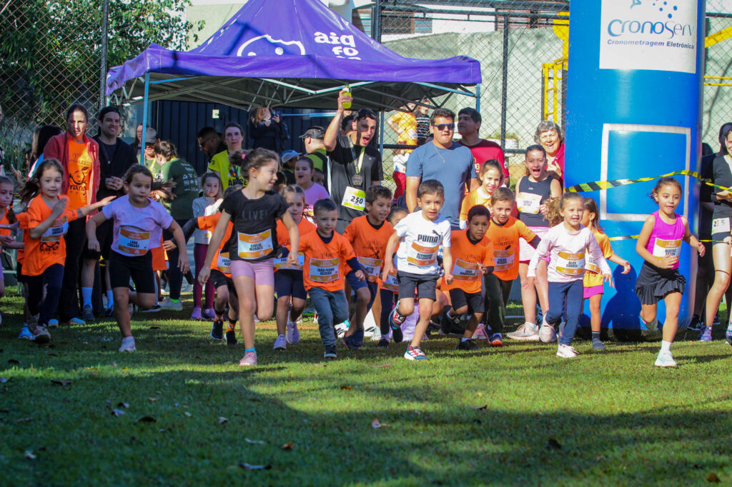 TEC Kids Running Orange Toys