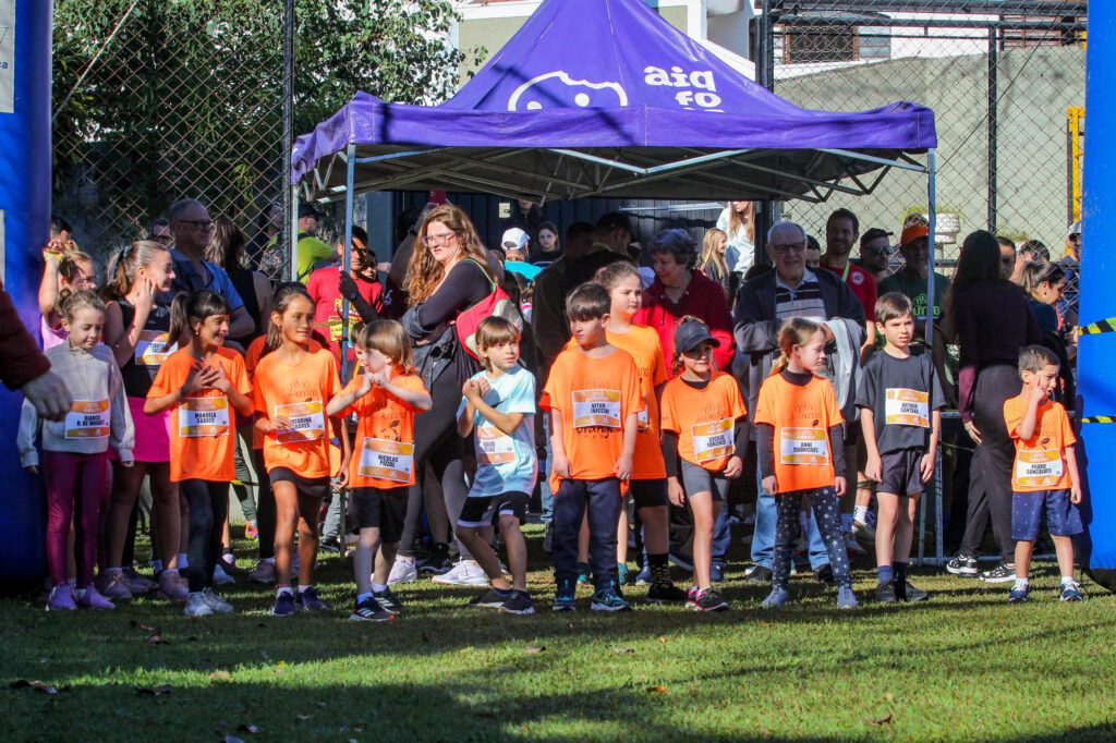 TEC Kids Running Orange Toys