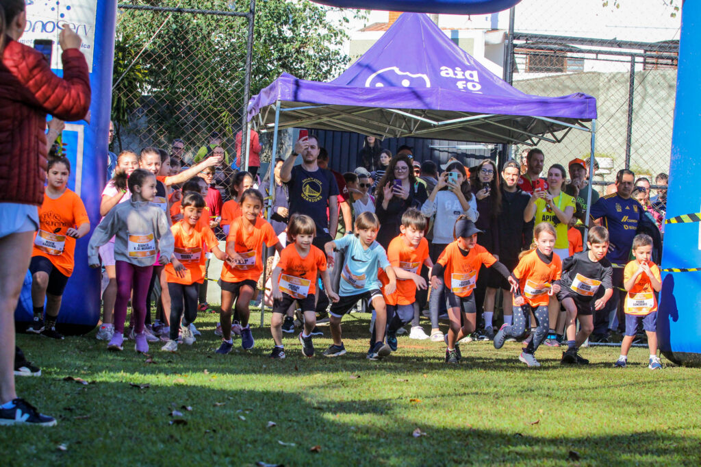 TEC Kids Running Orange Toys