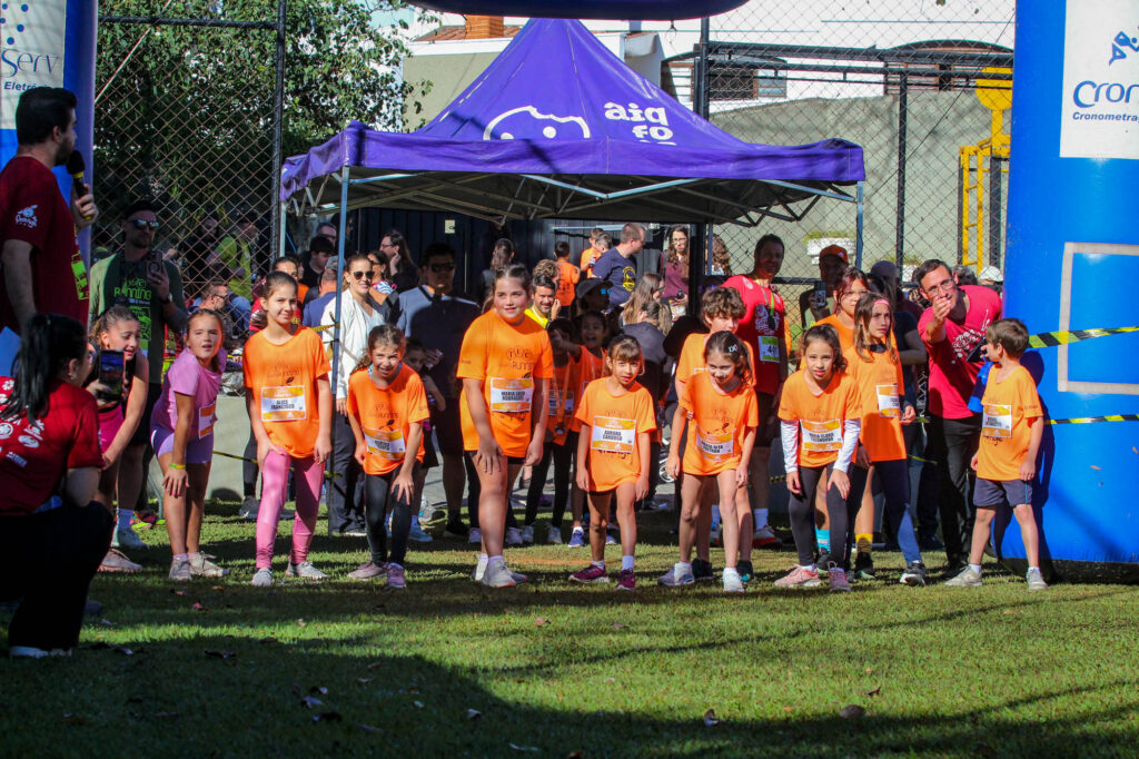 TEC Kids Running Orange Toys