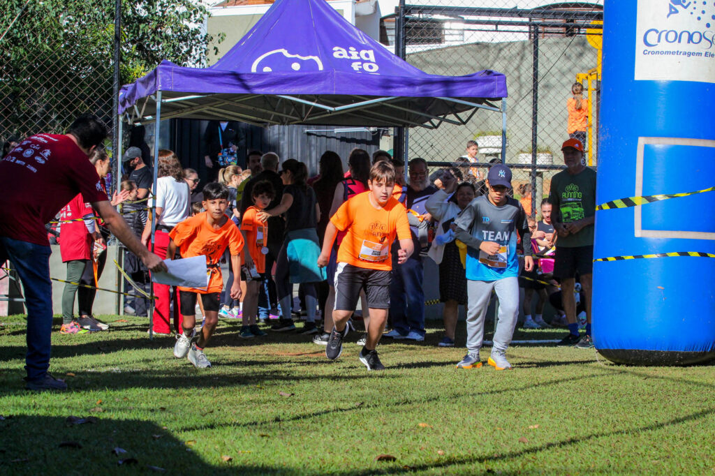 TEC Kids Running Orange Toys