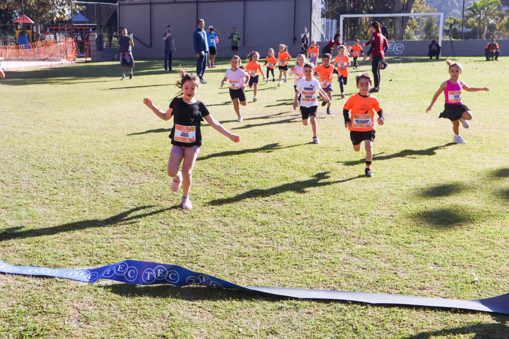 TEC Kids Running Orange Toys