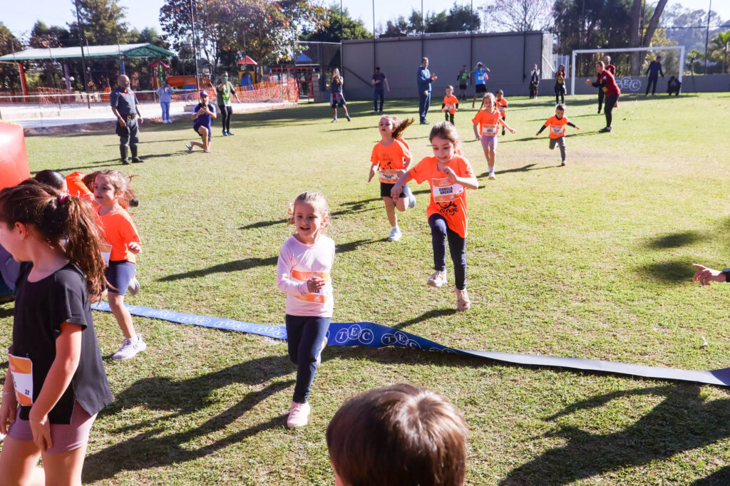 TEC Kids Running Orange Toys