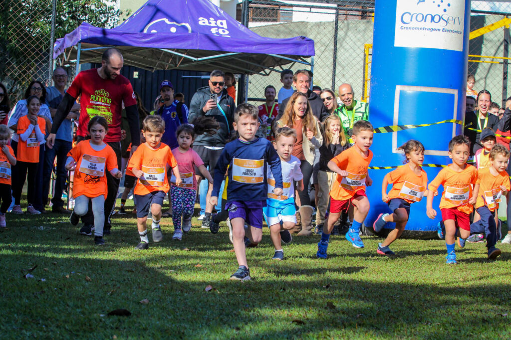TEC Kids Running Orange Toys