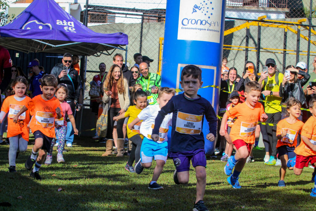 TEC Kids Running Orange Toys