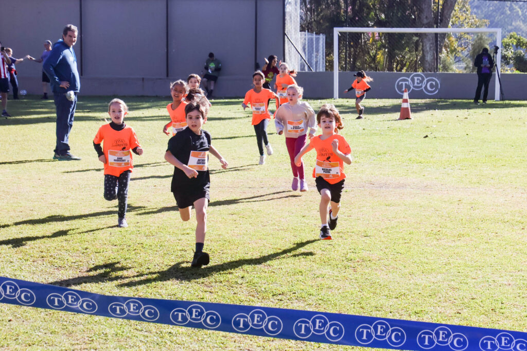 TEC Kids Running Orange Toys
