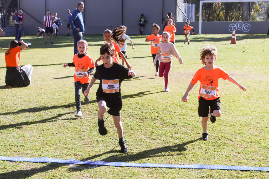 TEC Kids Running Orange Toys
