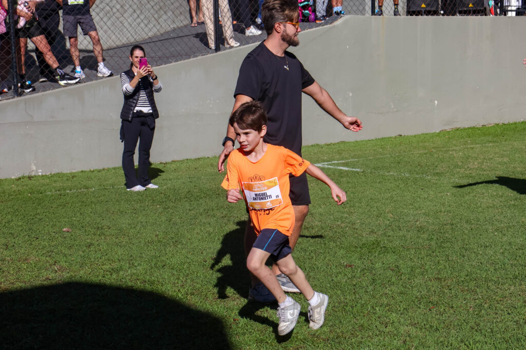 TEC Kids Running Orange Toys