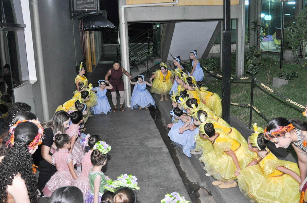 Espetáculo de Dança “Caixa das Emoções”