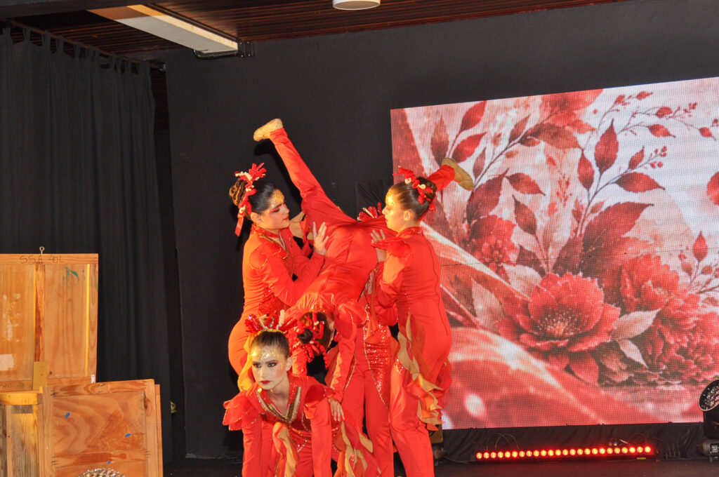 Espetáculo de Dança “Caixa das Emoções”