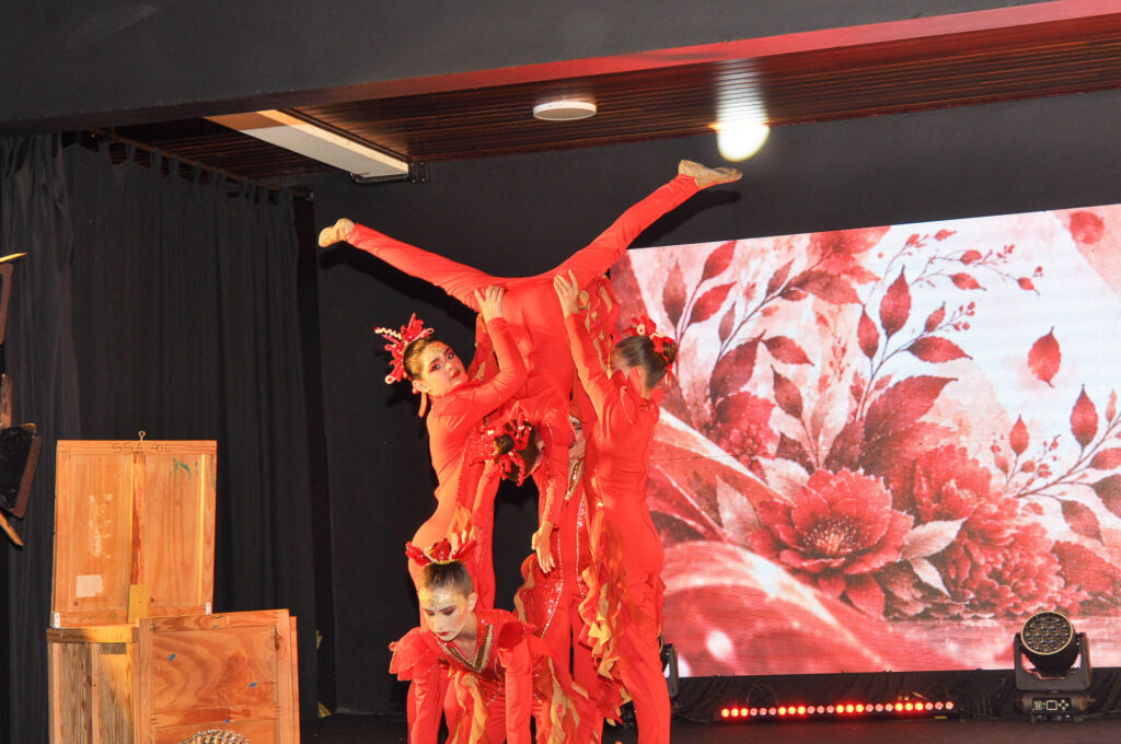 Espetáculo de Dança “Caixa das Emoções”