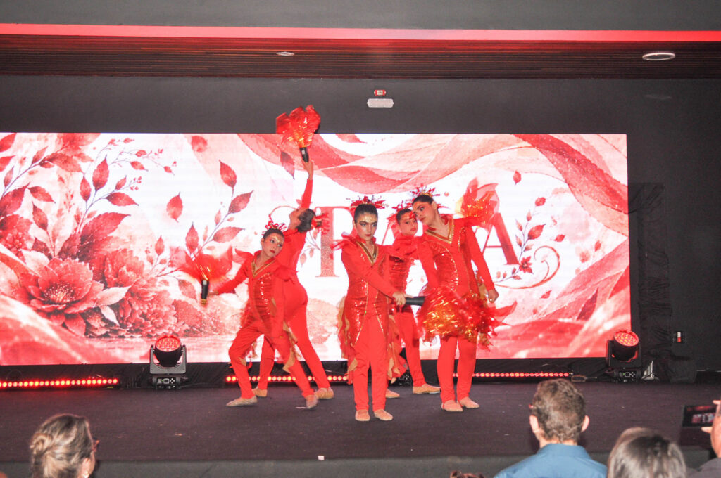 Espetáculo de Dança “Caixa das Emoções”