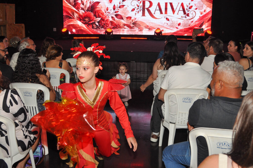 Espetáculo de Dança “Caixa das Emoções”