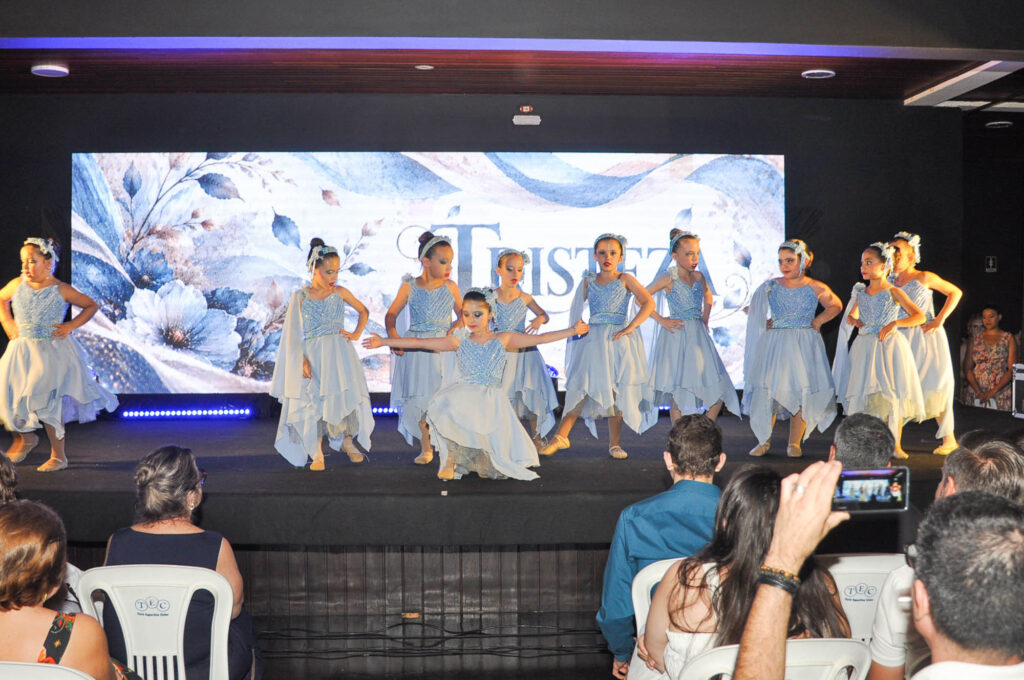 Espetáculo de Dança “Caixa das Emoções”