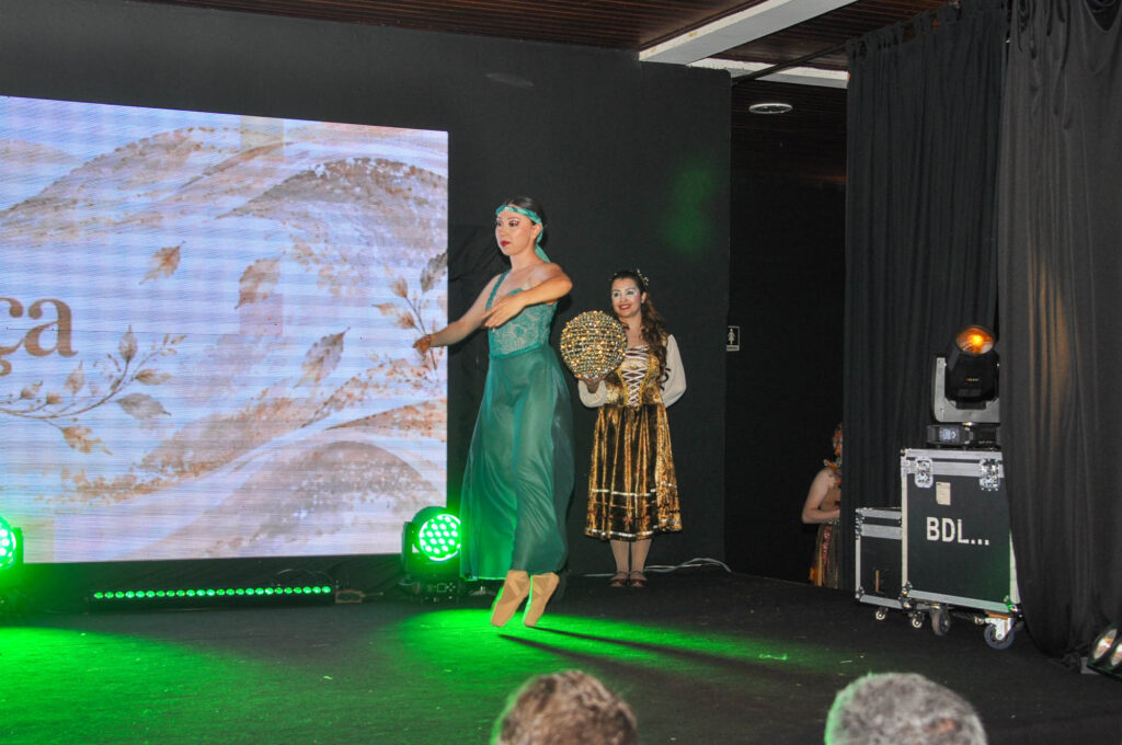 Espetáculo de Dança “Caixa das Emoções”