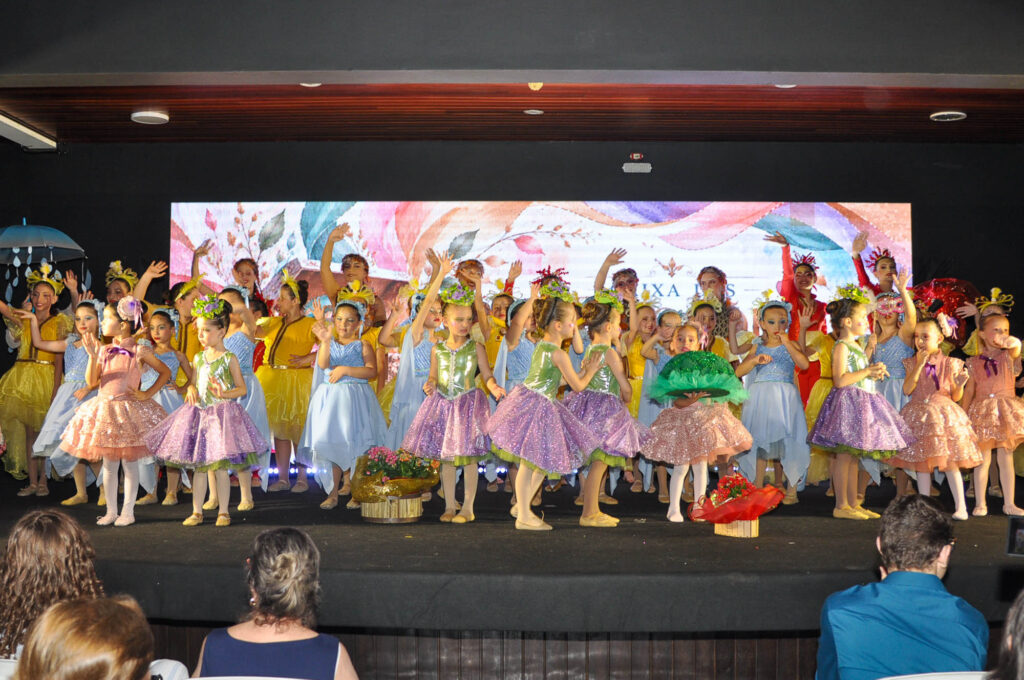 Espetáculo de Dança “Caixa das Emoções”