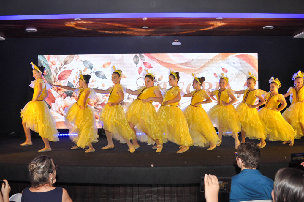 Espetáculo de Dança “Caixa das Emoções”