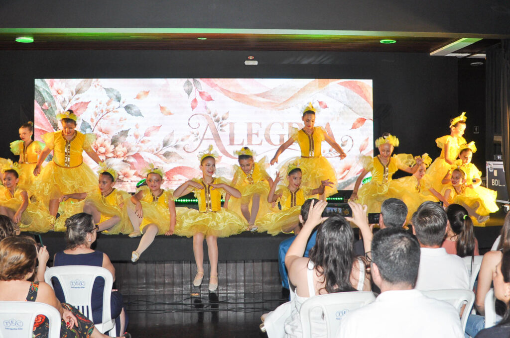 Espetáculo de Dança “Caixa das Emoções”