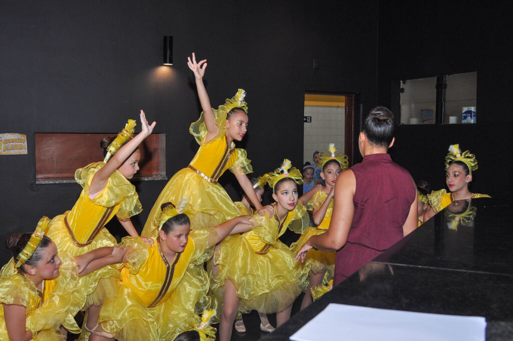 Espetáculo de Dança “Caixa das Emoções”