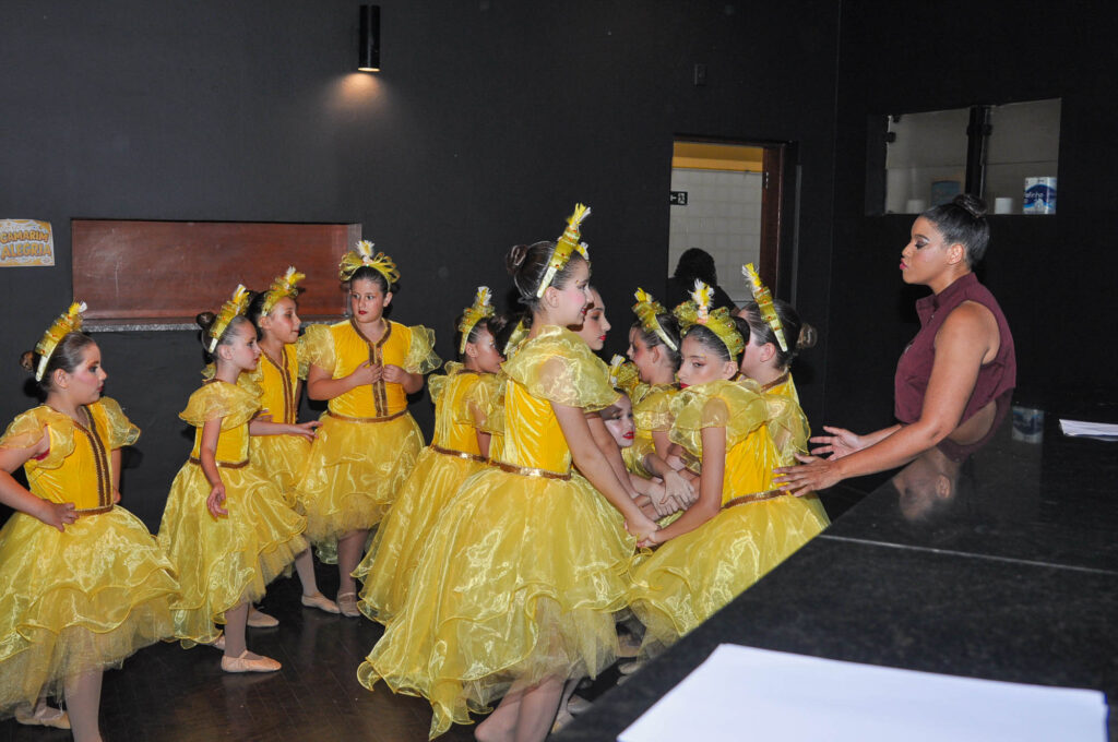 Espetáculo de Dança “Caixa das Emoções”
